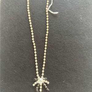 Elegant Black and SilverRhinestone  Necklace